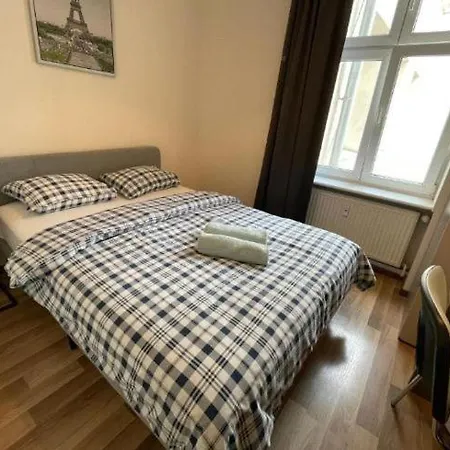Asas Free Parking * Wrocław